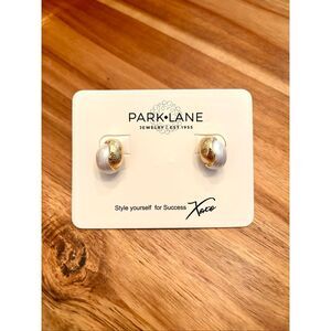Park Lane | Knottie Earrings | 1/2”